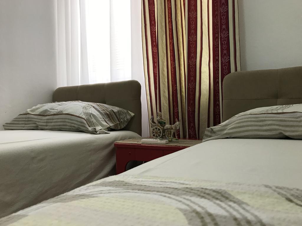 Apartments Pavicevic Тиват Экстерьер фото